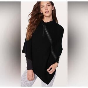 Lululemon DISTRESSED On the Go Poncho Sweater Wrap One Size Black Merino Wool
